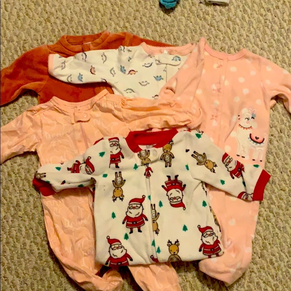 0-3 months 5 sleep and play
